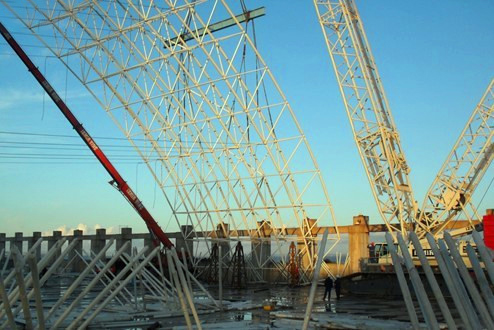 新民枝江五柳树市场北大门网架工程